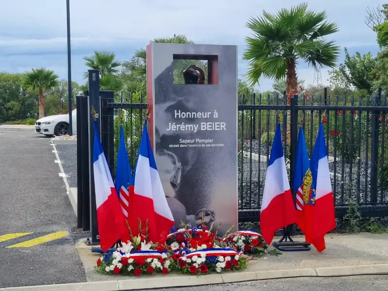 Hommage stelle Jérémy Beier